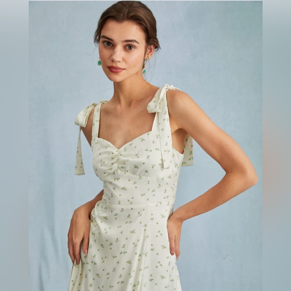 NWT RIHOAS The Light Green Satin Floral Tie Strap Slit Midi Dress - Picture 2 of 8